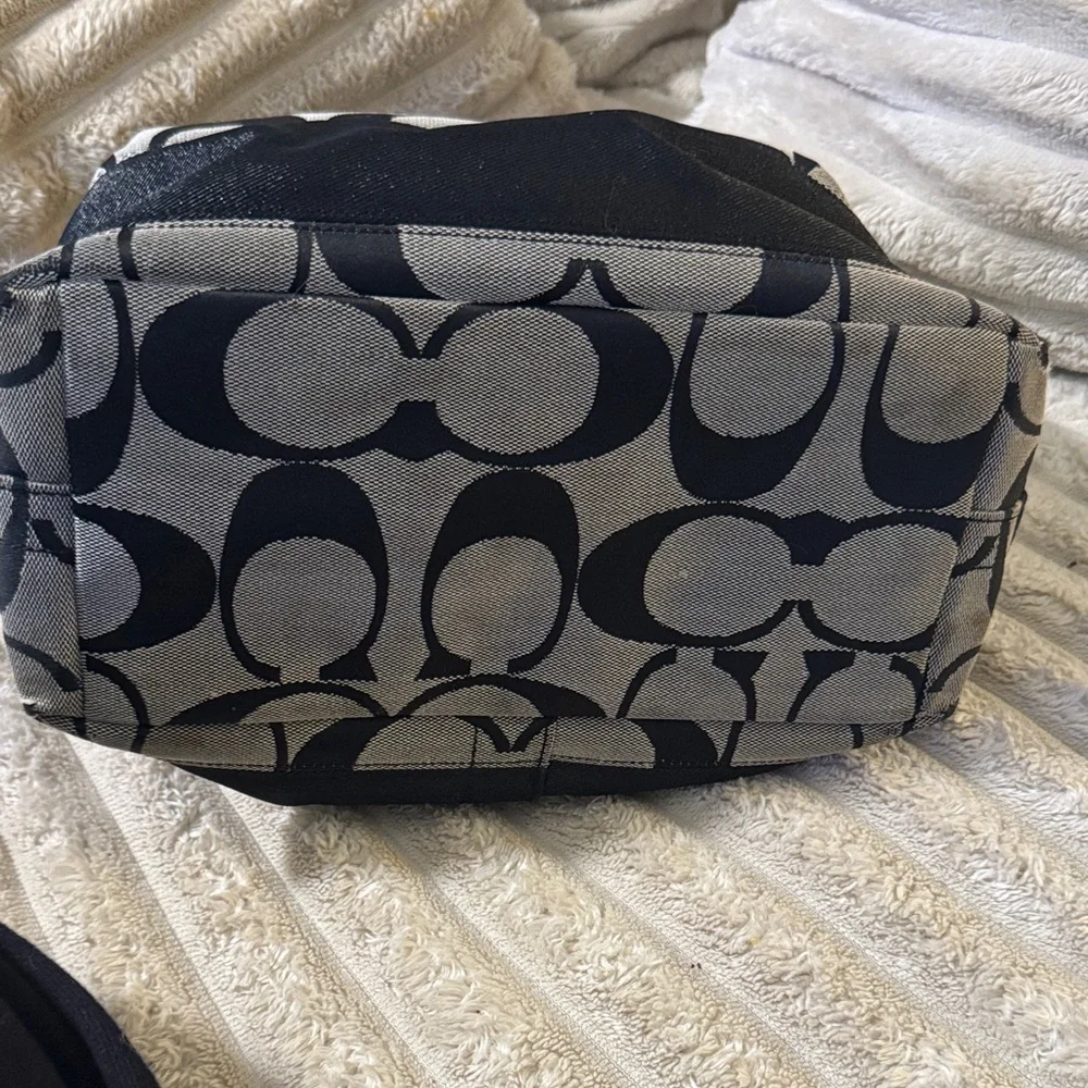 Coach Signature Canvas Shoulder Bag Black Gray Hobo Tote Purse vintage - Picture 6 of 7